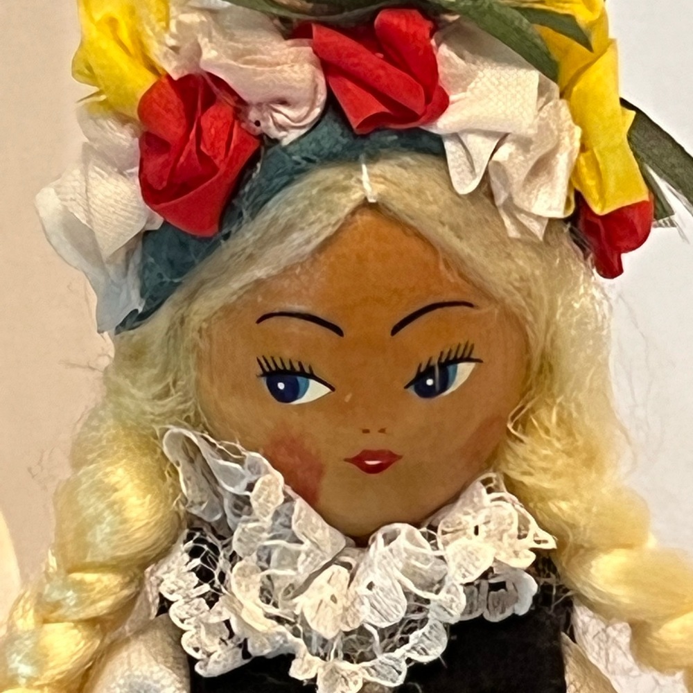 Vintage Wooden dolls set of two 9”